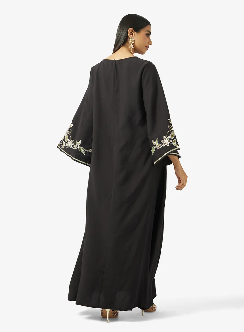 Khizana Embroidered Jalabiya